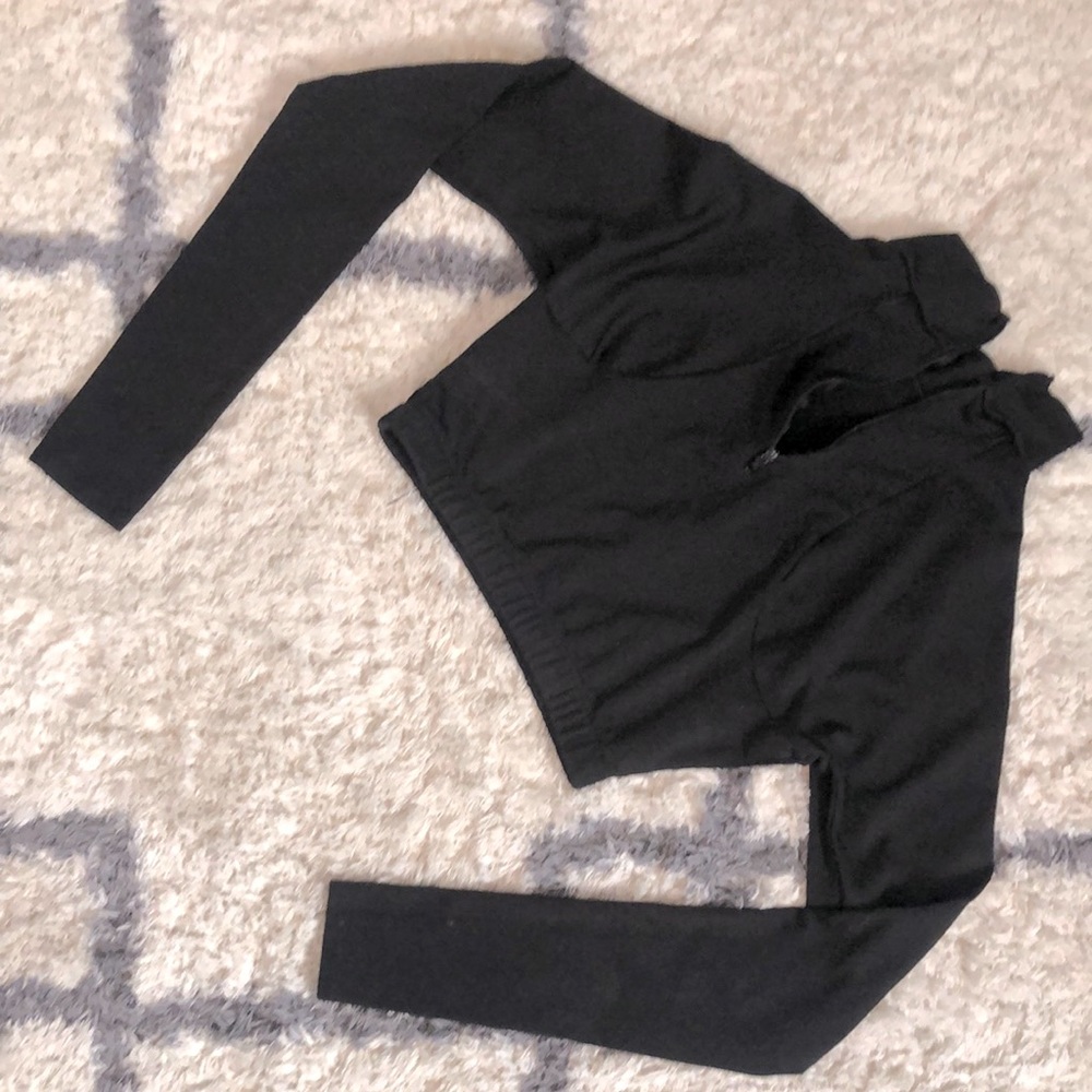 VINTAGE Varsity - black cheerleader crop top, long sleeve - Small